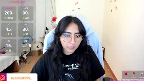 Snapshot of kat_ly_chan chatting on March 2025 10:10:01 PM Kat online show from March 2025 10:10:01 PM