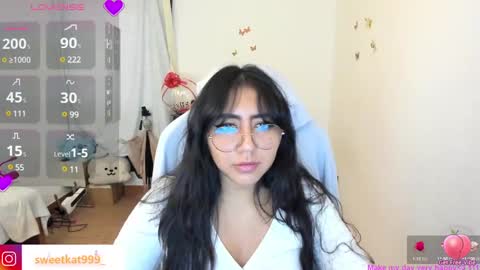 Snapshot of kat_ly_chan chatting on March 2025 03:38:02 PM Kat online show from March 2025 03:38:02 PM