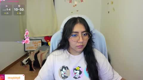 Snapshot of kat_ly_chan chatting on October 2025 09:15:01 PM Kat online show from October 2025 09:15:01 PM