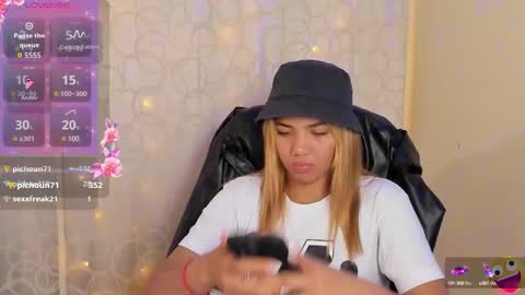 Snapshot of kata22sofia chatting on November 2025 06:29:02 PM kata22sofia online show from November 2025 06:29:02 PM