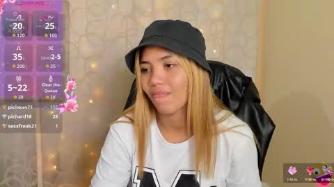 Snapshot of kata22sofia chatting on December 2025 03:06:01 PM kata22sofia online show from December 2025 03:06:01 PM