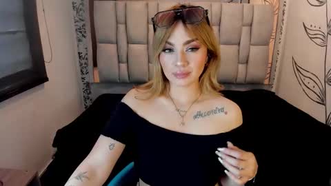 K A T A  H O O T online show from December 2025 08:16:02 PM