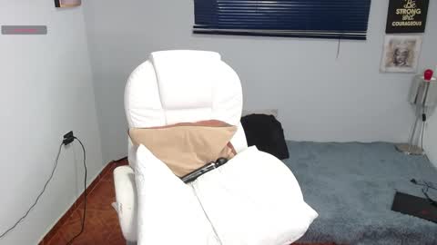 Snapshot of kataley4 chatting on January 2025 12:06:02 AM kataley4 online show from January 2025 12:06:02 AM