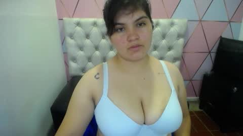 katalina santana25 online show from January 2026 06:22:01 PM