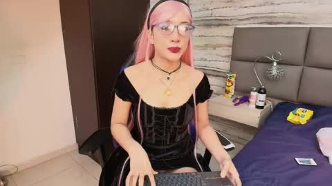 Snapshot of katana_blade chatting on May 2026 09:31:02 PM online show from May 2026 09:31:02 PM