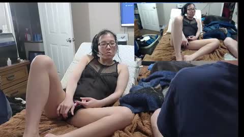 Kat and Crown online show from March 2026 05:44:01 AM