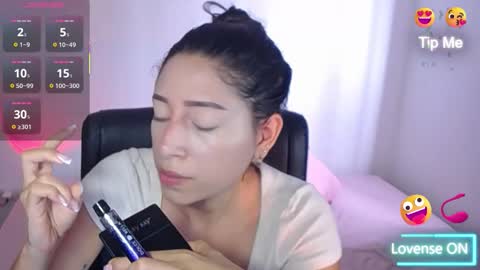 Carla Palmer online show from November 2025 04:10:02 PM