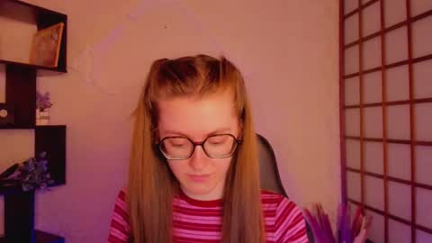 Kate online show from February 2025 05:08:01 AM