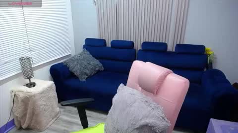 Snapshot of kate_lawrence_ chatting on November 2025 03:55:01 PM kate_lawrence_ online show from November 2025 03:55:01 PM