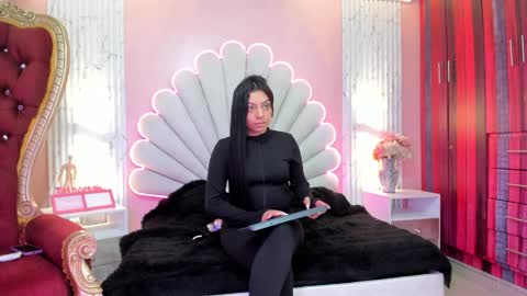 kate online show from May 2026 01:40:01 PM