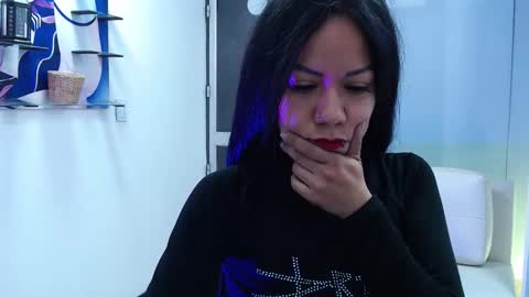 Kate  online show from November 2025 10:48:02 AM