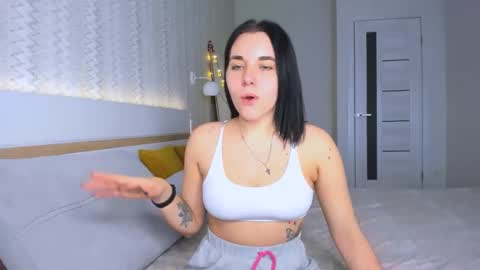 KATE online show from January 2025 06:14:01 AM