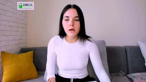 KATE online show from September 2025 04:46:02 AM