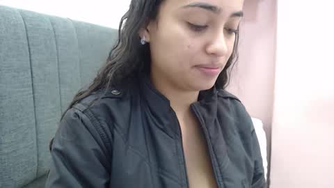 Snapshot of kate_stam chatting on December 2025 01:51:01 PM Kari online show from December 2025 01:51:01 PM