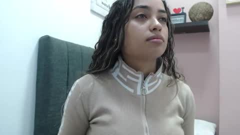 Snapshot of kate_stam chatting on January 2026 02:01:02 PM Kari online show from January 2026 02:01:02 PM