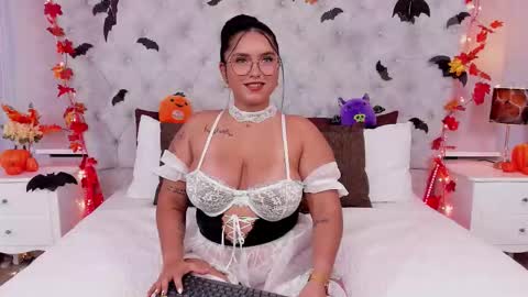 kateanderss online show from October 2025 10:54:02 PM