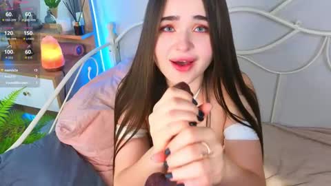 Kate online show from November 2025 03:12:01 PM