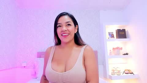 Snapshot of kateboisson chatting on November 2025 01:31:01 PM Kate Boisson online show from November 2025 01:31:01 PM