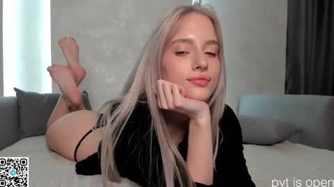 Snapshot of katebremar chatting on May 2026 09:30:02 PM online show from May 2026 09:30:02 PM