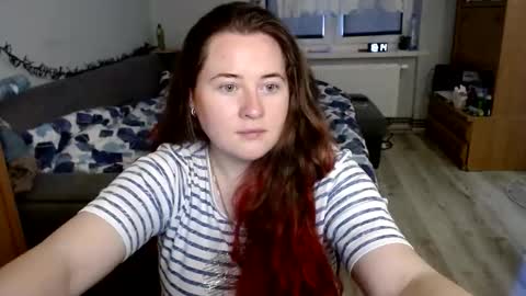 KateeFox online show from May 2026 04:13:02 PM