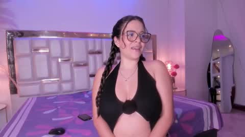 KateMoorex online show from January 2026 12:43:01 PM