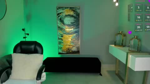  Kate Owens  online show from March 2025 10:49:01 AM