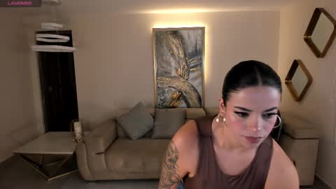 Snapshot of katesunder chatting on October 2025 08:09:01 AM K A T E online show from October 2025 08:09:01 AM