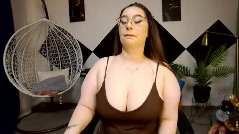 Kate online show from May 2026 07:19:01 PM