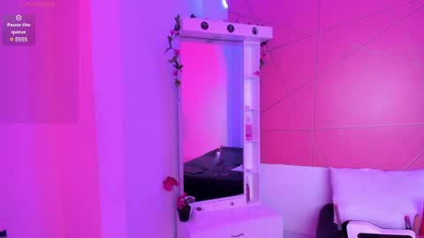 Snapshot of katey_curvy01 chatting on December 2024 02:45:02 AM katey Curvy01 online show from December 2024 02:45:02 AM