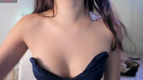 Snapshot of kathe_littlee chatting on June 2026 04:23:01 PM kathe_littlee online show from June 2026 04:23:01 PM