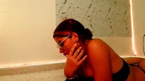 Katherine Blake  online show from September 2025 05:14:02 PM
