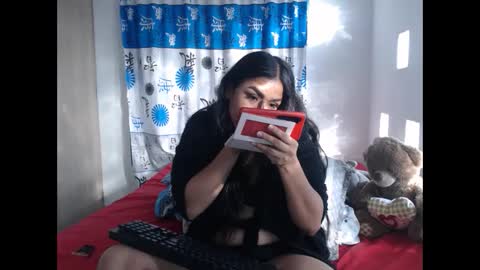  K A T H I E  online show from January 2025 12:25:02 PM