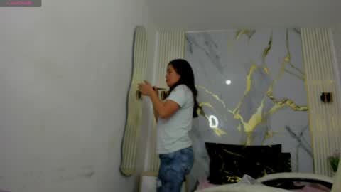 Paola online show from May 2026 12:35:02 PM