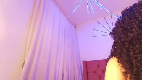 Katherine  online show from September 2025 09:20:01 PM