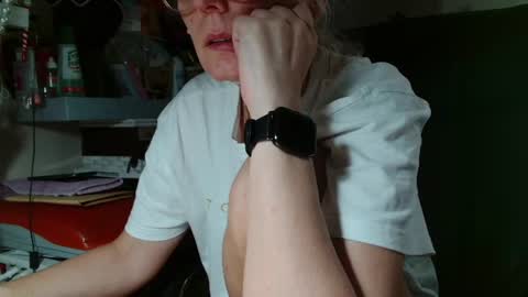Snapshot of kathleenedwards chatting on July 2026 12:11:02 PM Kathleen online show from July 2026 12:11:02 PM