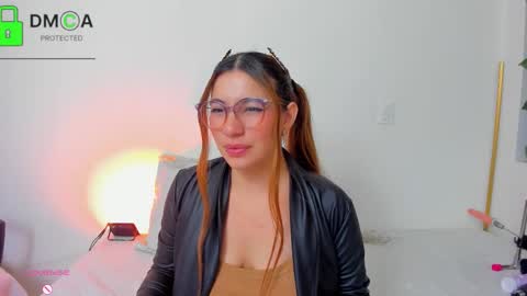 Kay online show from March 2026 01:10:01 AM