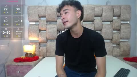 Snapshot of kathyaiden chatting on May 2026 01:49:01 PM Kaht y Aiden online show from May 2026 01:49:01 PM
