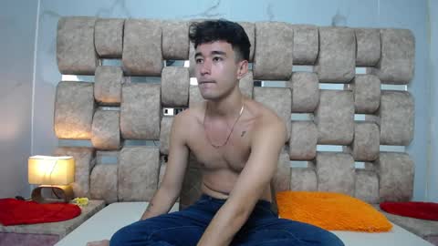 Snapshot of kathyaiden chatting on May 2026 01:30:02 PM Kaht y Aiden online show from May 2026 01:30:02 PM