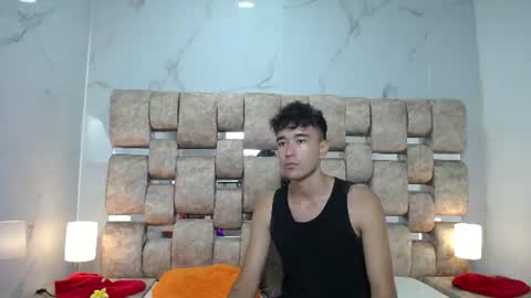 Kaht y Aiden online show from June 2026 02:07:01 PM