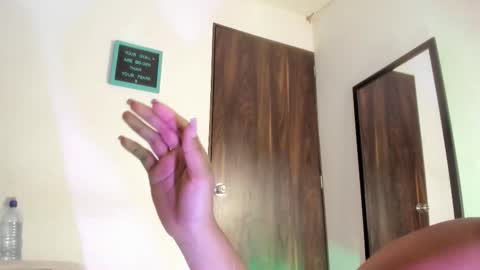 Snapshot of katia_777_ chatting on November 2025 09:57:01 PM KATALINA online show from November 2025 09:57:01 PM