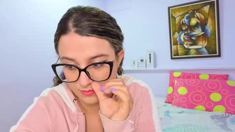 Khaterine online show from September 2025 12:04:02 PM