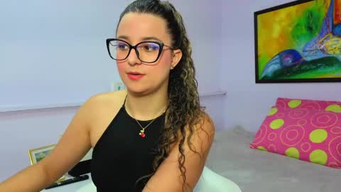 Snapshot of katia_foxx chatting on April 2026 12:19:02 PM Khaterine online show from April 2026 12:19:02 PM