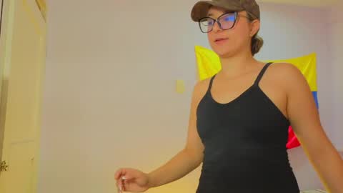 Snapshot of katia_foxx chatting on May 2026 12:22:01 PM Khaterine online show from May 2026 12:22:01 PM
