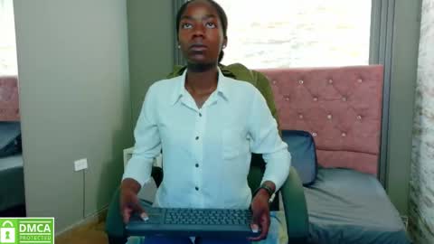 Katia online show from September 2025 11:21:02 AM