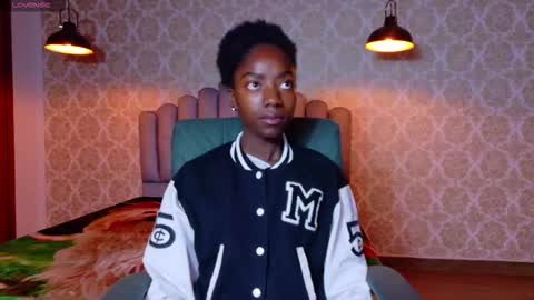 Katia online show from November 2025 11:58:01 AM