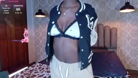 Katia online show from February 2026 07:24:02 PM