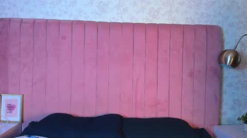 katiawilson  online show from February 2026 02:43:02 PM