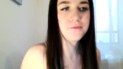 katie_foxi online show from June 2026 07:08:01 PM
