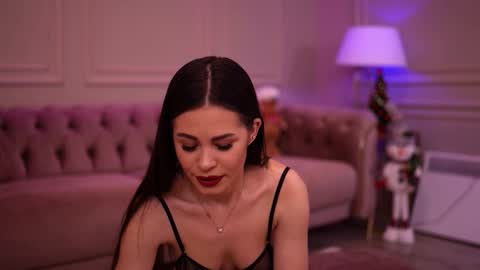 Snapshot of katie_hayes chatting on December 2025 07:18:01 PM Katie online show from December 2025 07:18:01 PM