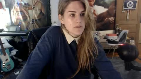 Katie online show from December 2024 05:10:01 AM